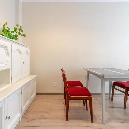 Powstańców By Bookinghost Apartament Katowice